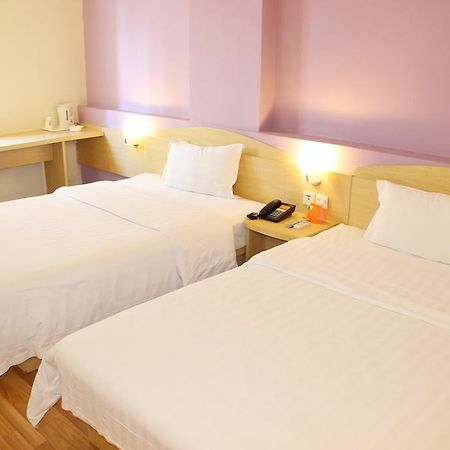 7Days Inn Foshan Qiandeng Lake Nangui Road Subway Station Екстериор снимка